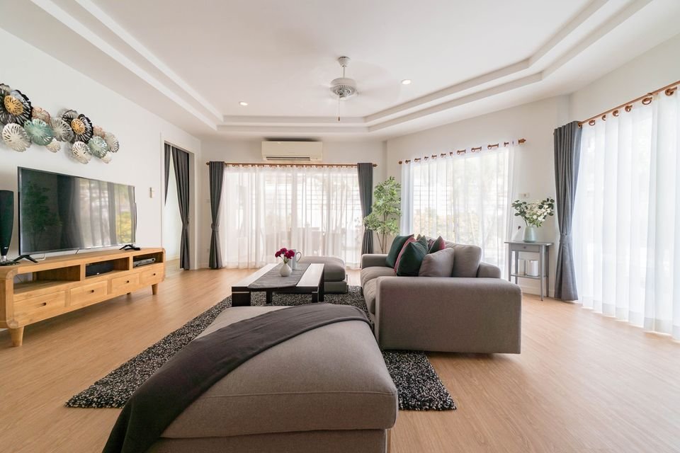 Property image - full photo 6