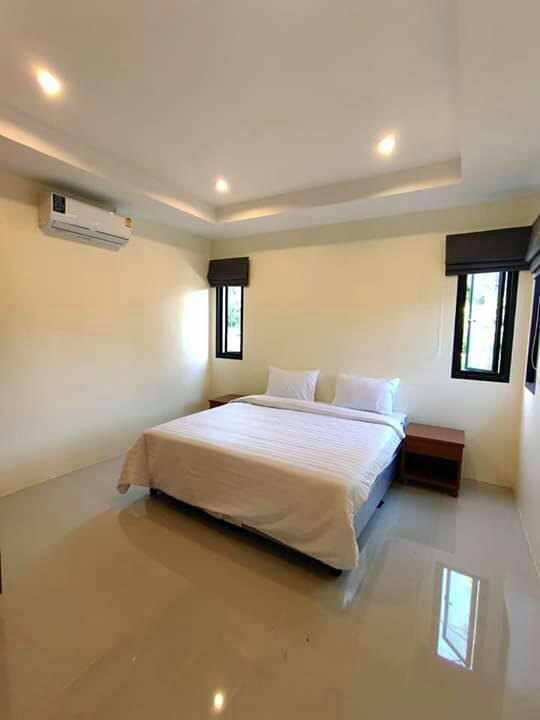 Property image - full photo 9