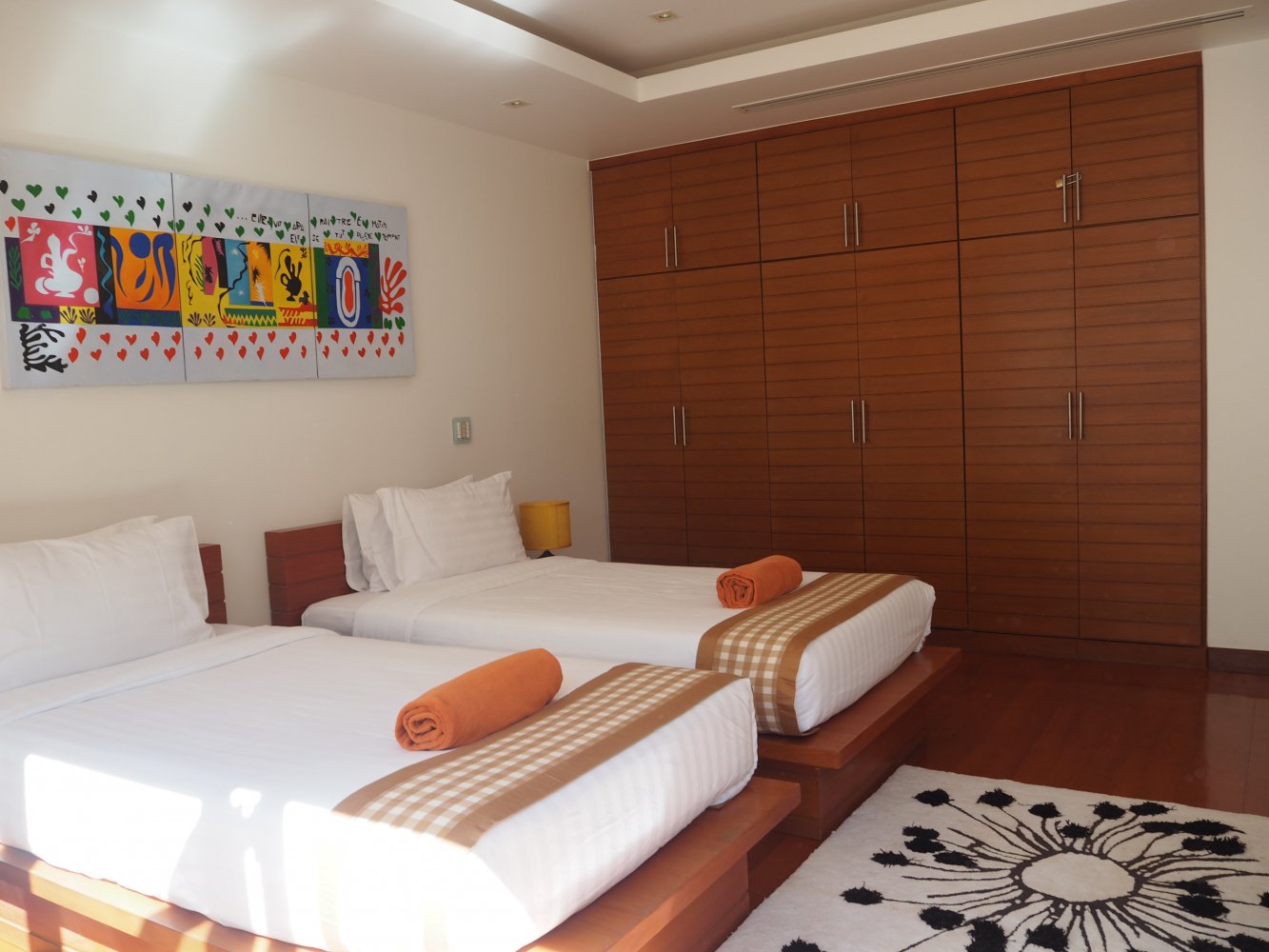 Property image - full photo 14