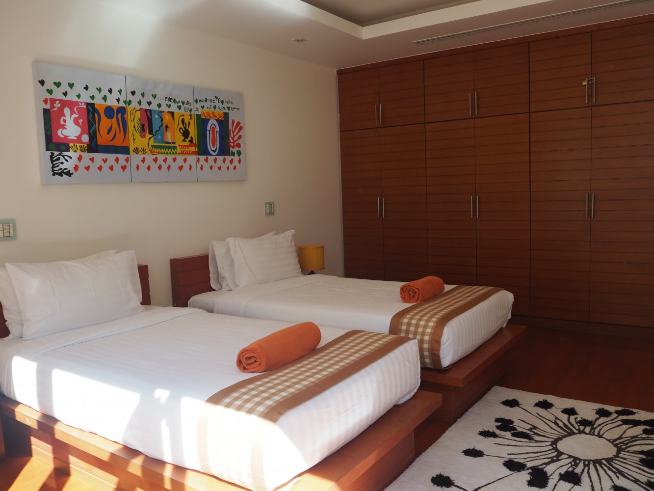 Property image - full photo 15