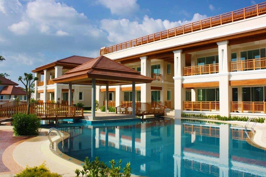 Property image - full photo 3