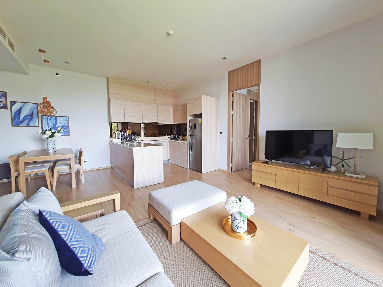 Property image - full photo 12