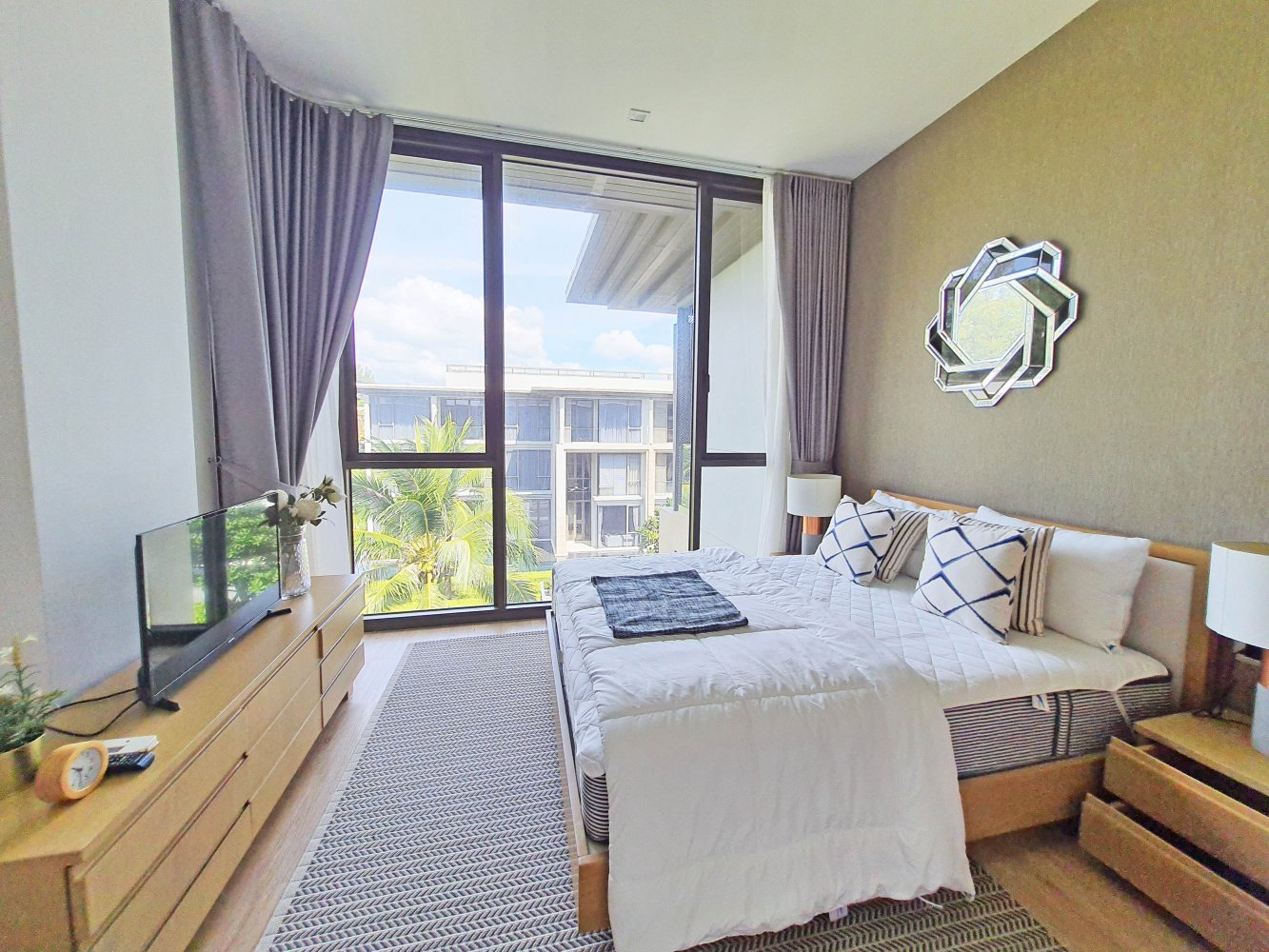 Property image - full photo 21