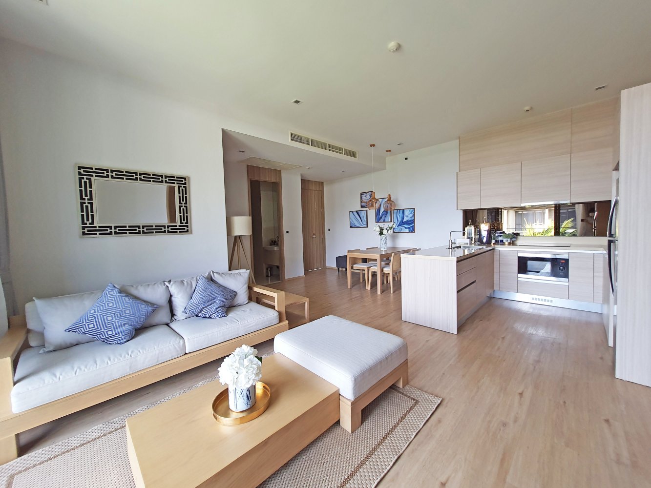 Property image - full photo 8