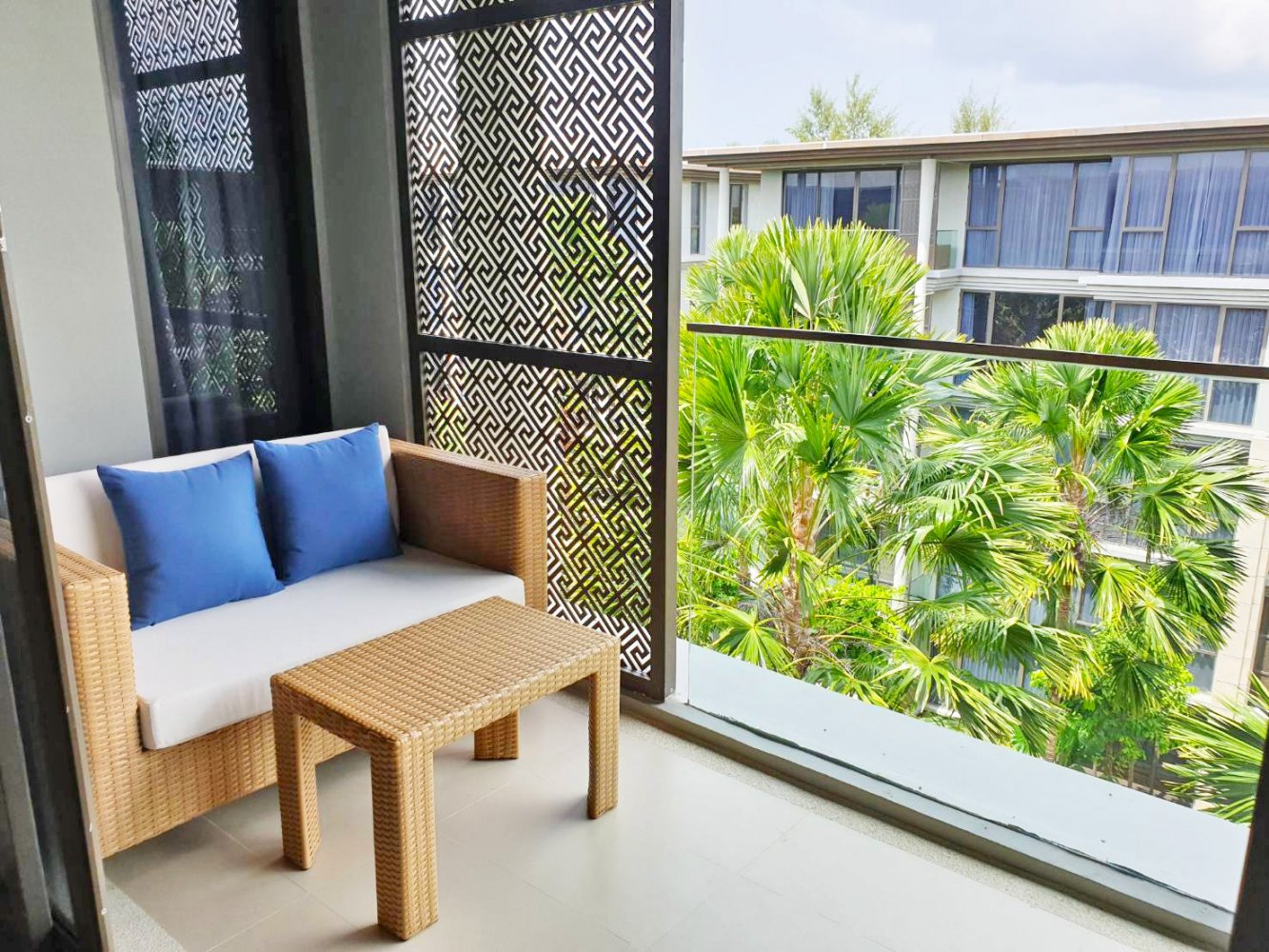Property image - full photo 4
