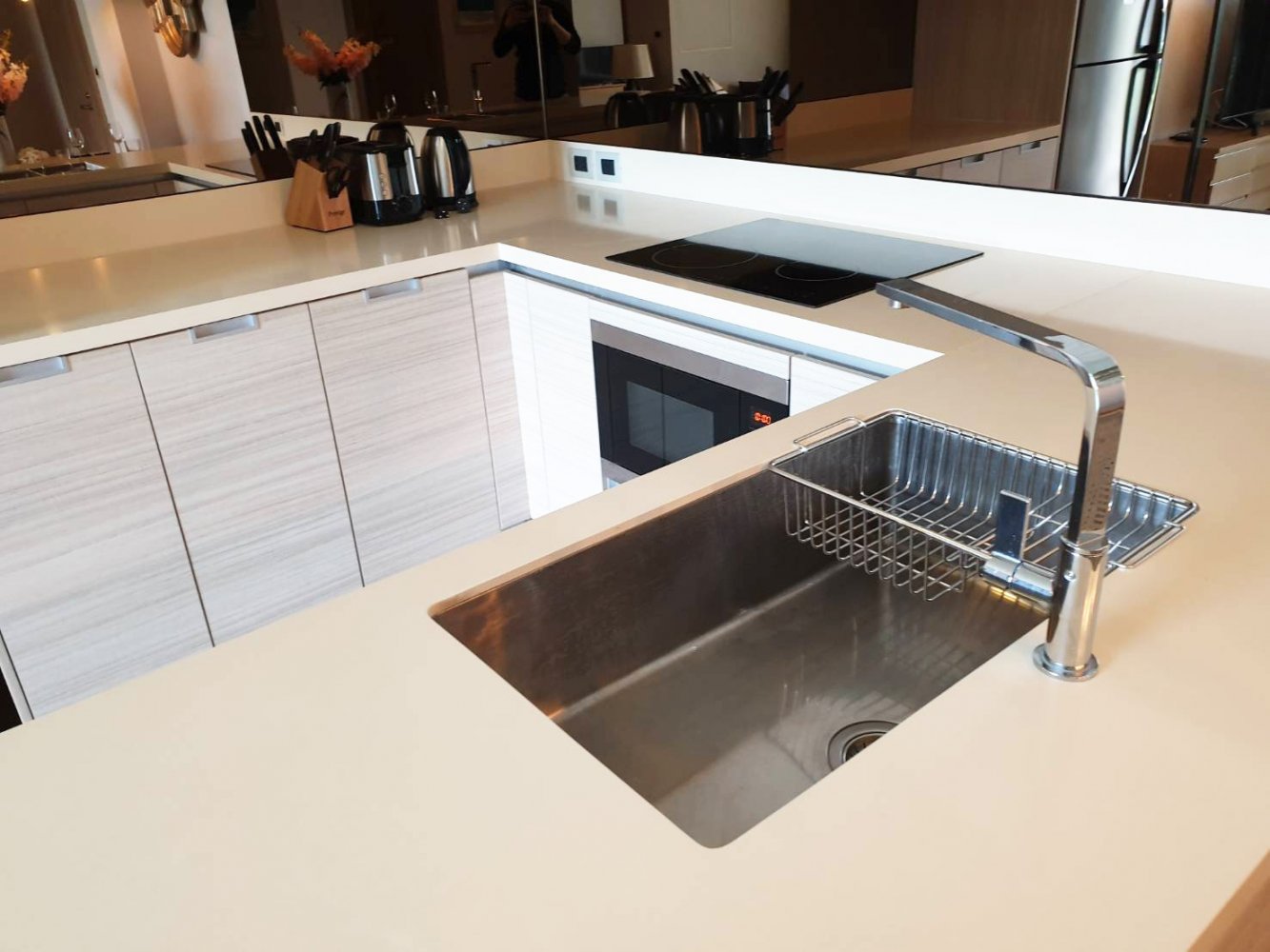 Property image - full photo 16