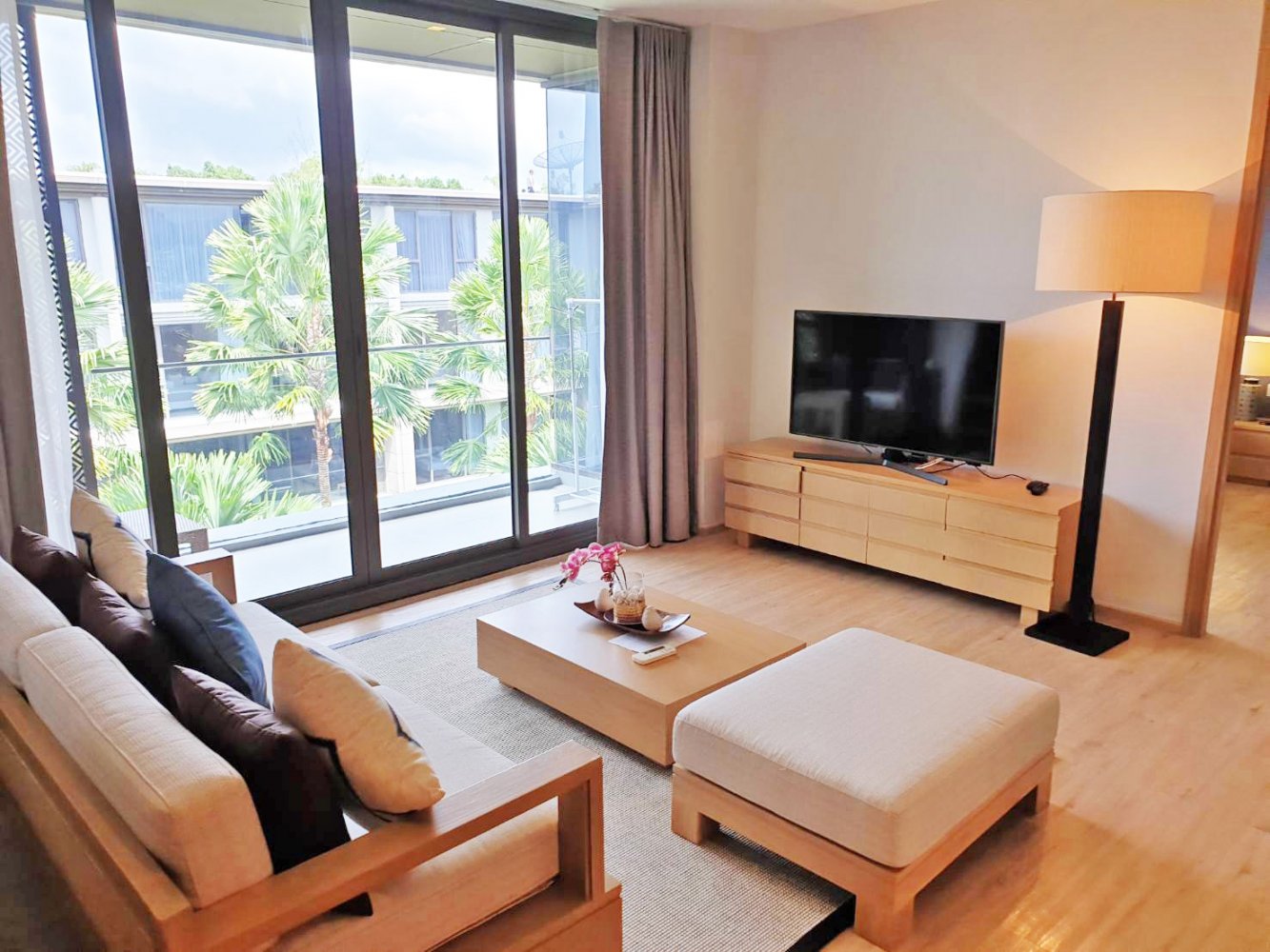 Property image - full photo 10
