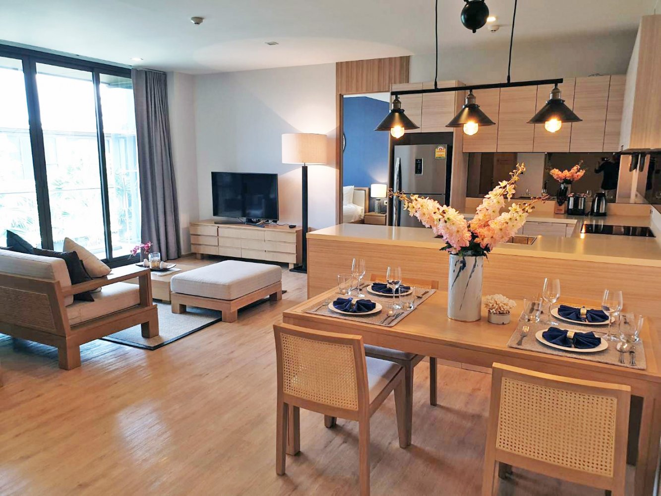 Property image - full photo 11