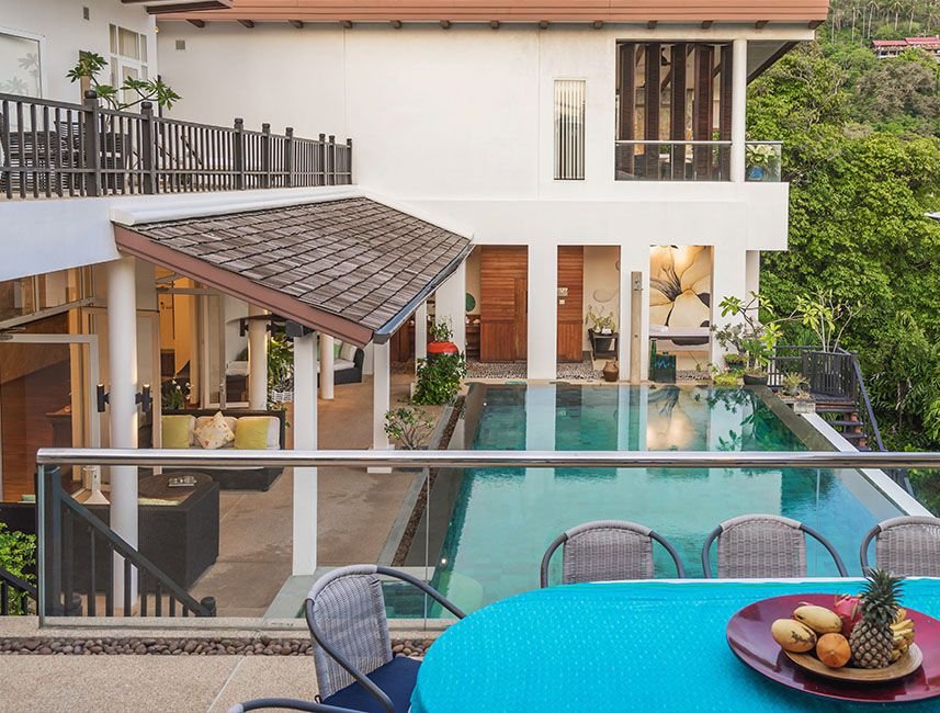 Property image - full photo 2