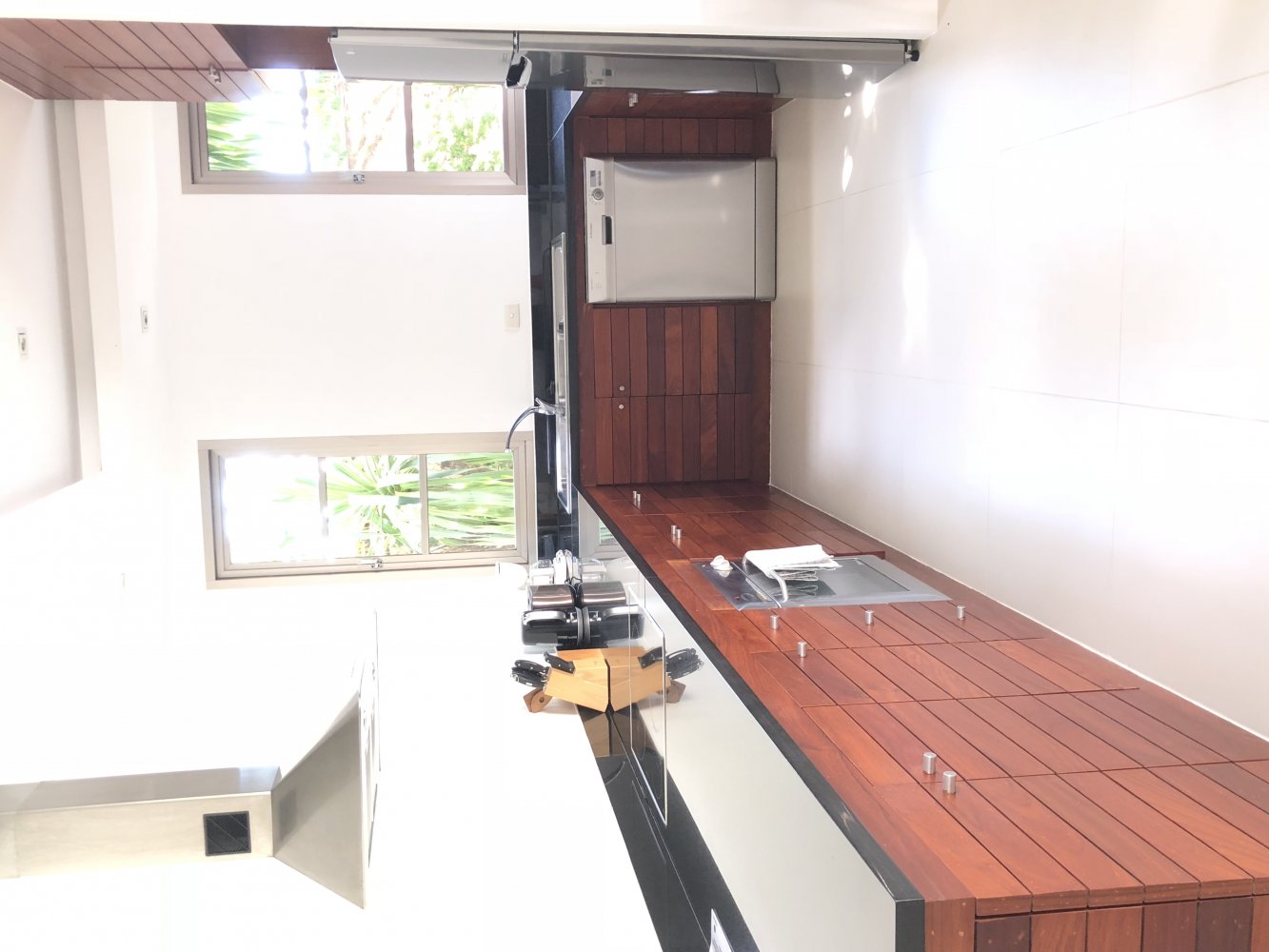 Property image - full photo 11