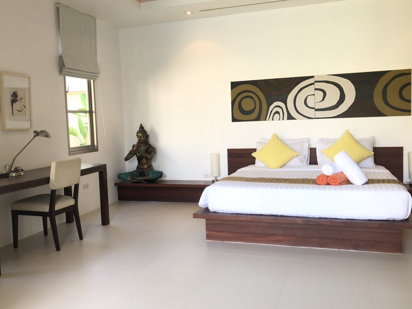 Property image - full photo 3