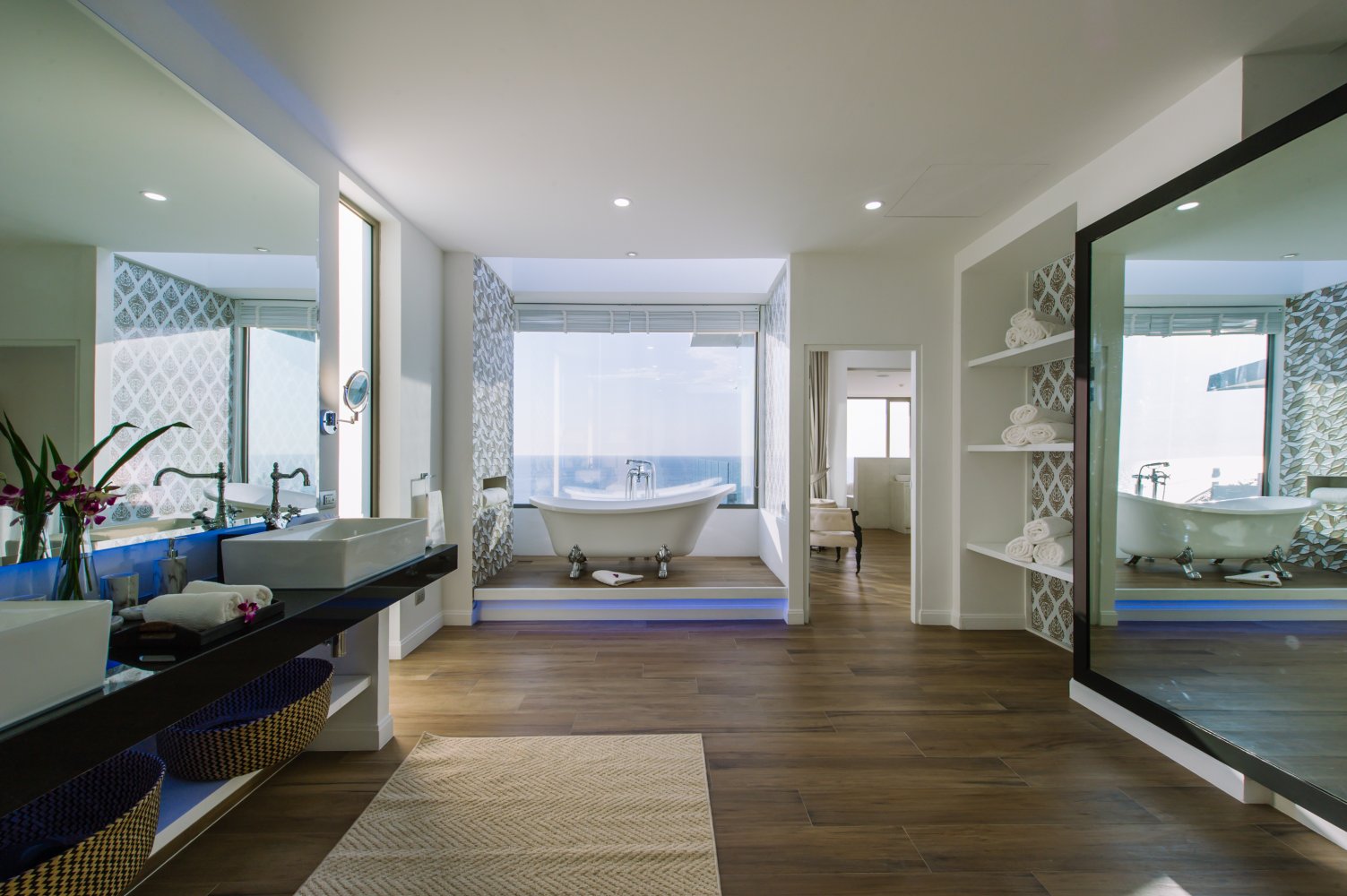 Property image - full photo 9