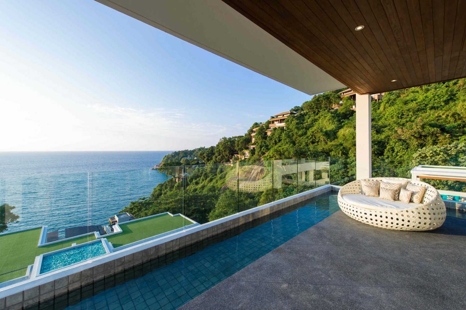 Property image - full photo 4