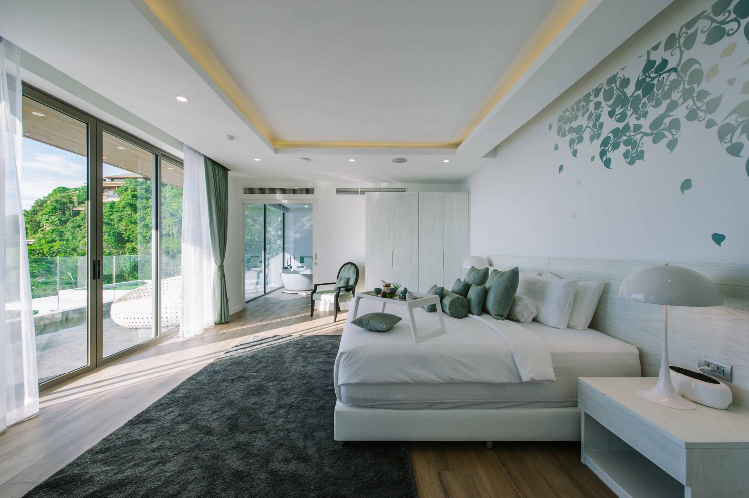 Property image - full photo 5