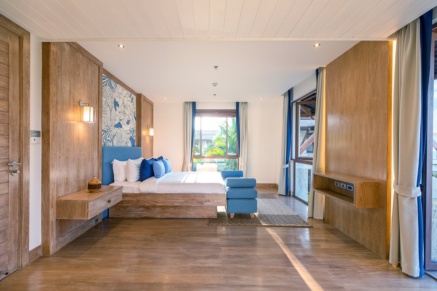 Property image - full photo 11