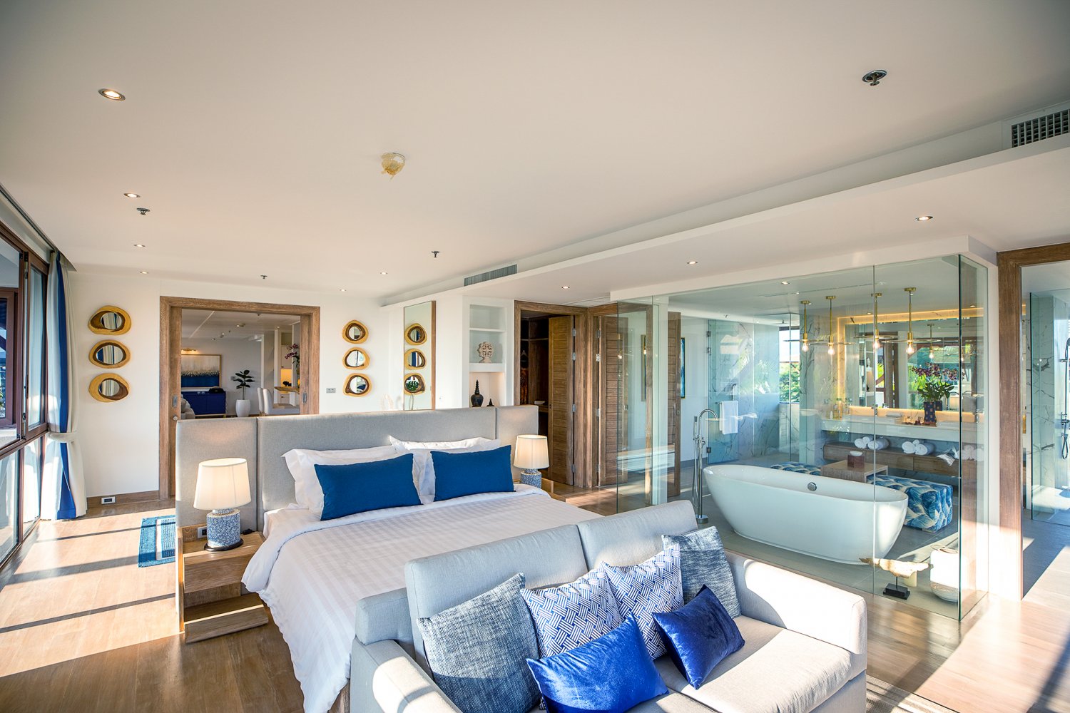 Property image - full photo 38