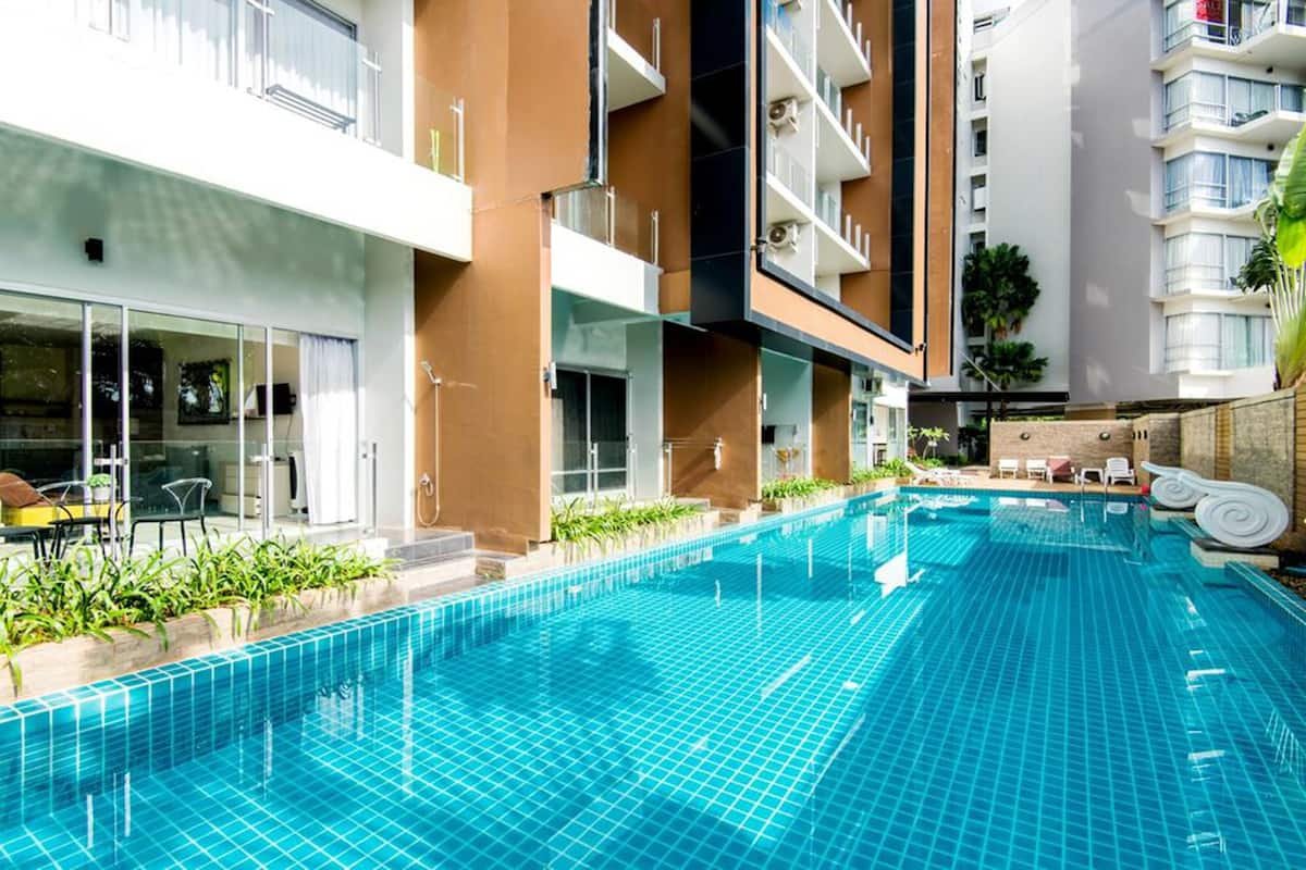 Property image - full photo 4