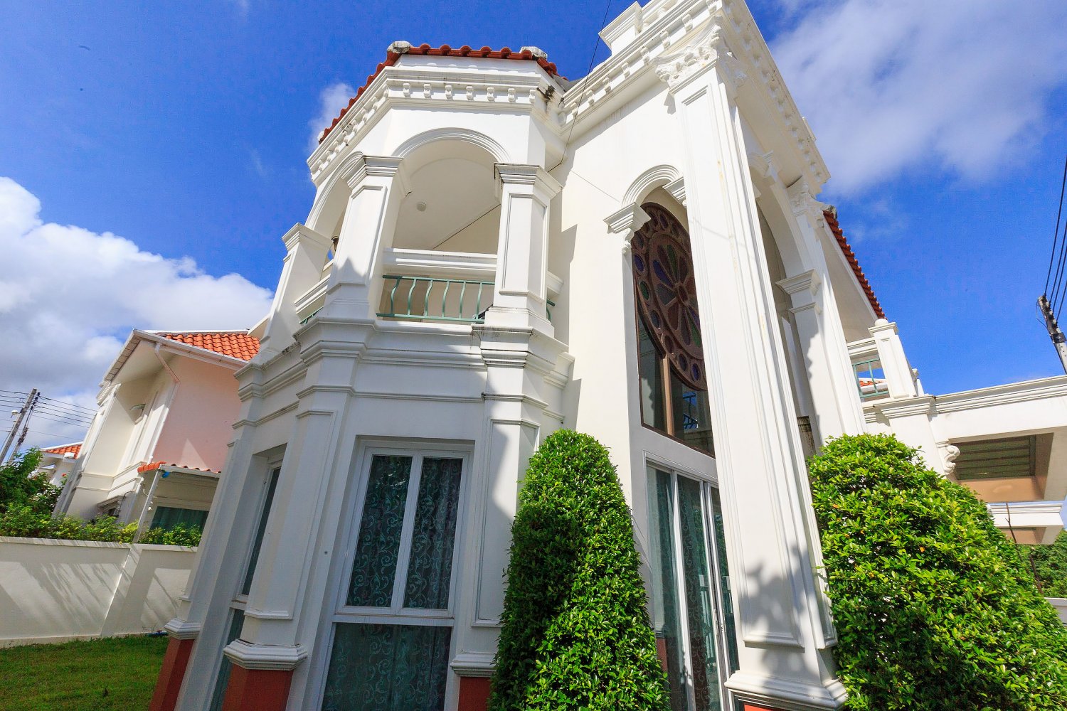 Property image - full photo 1