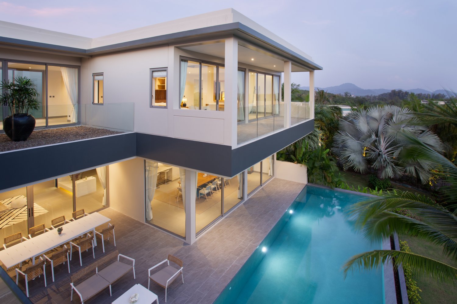 Property image - full photo 1