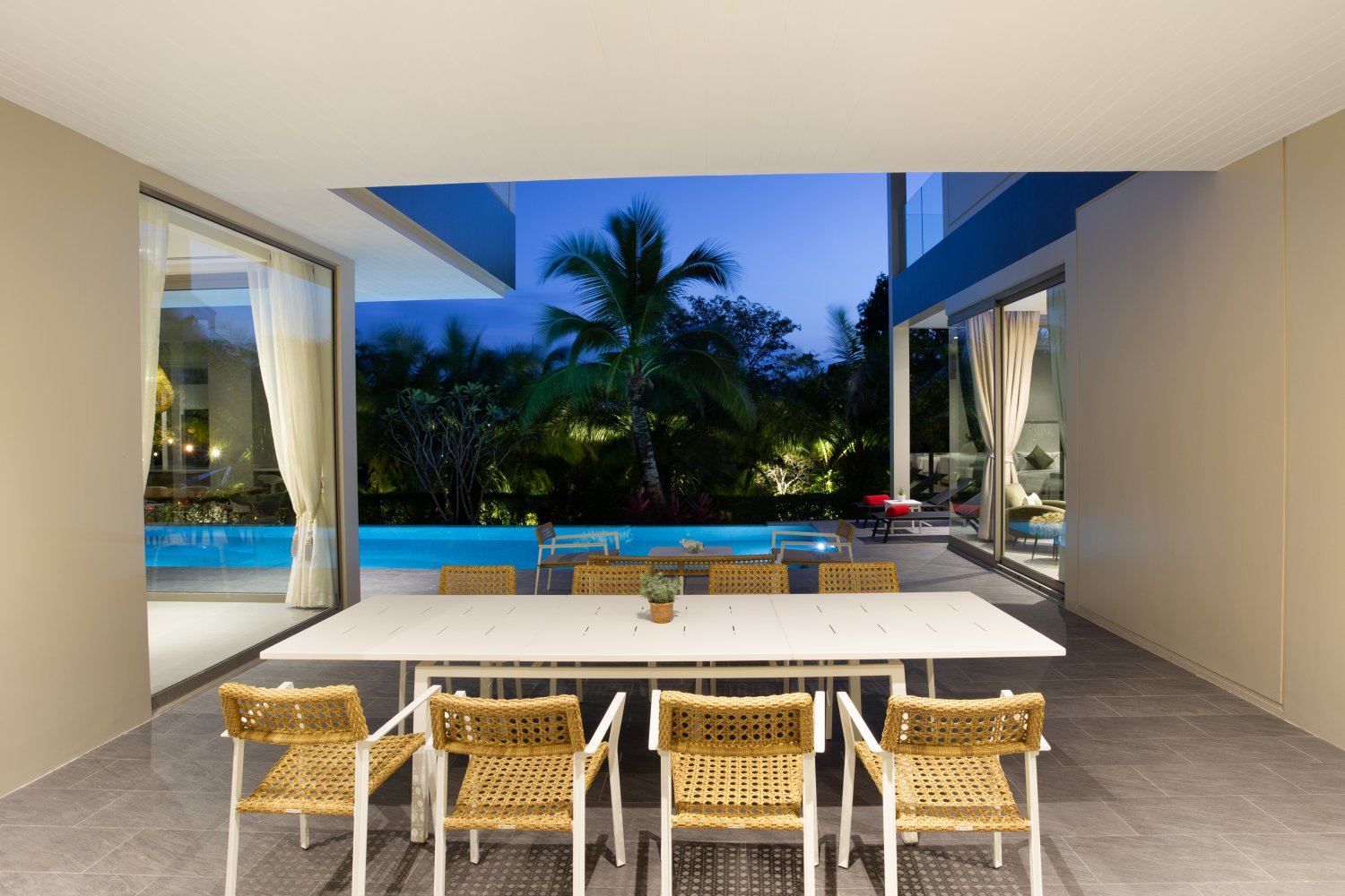 Property image - full photo 10