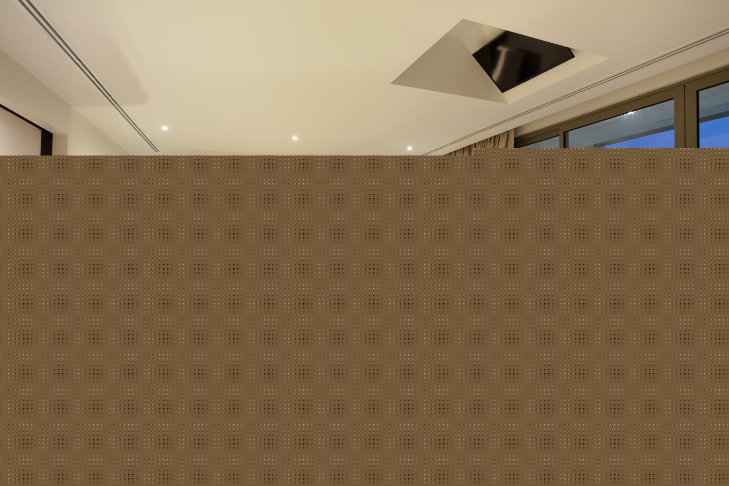 Property image - full photo 29