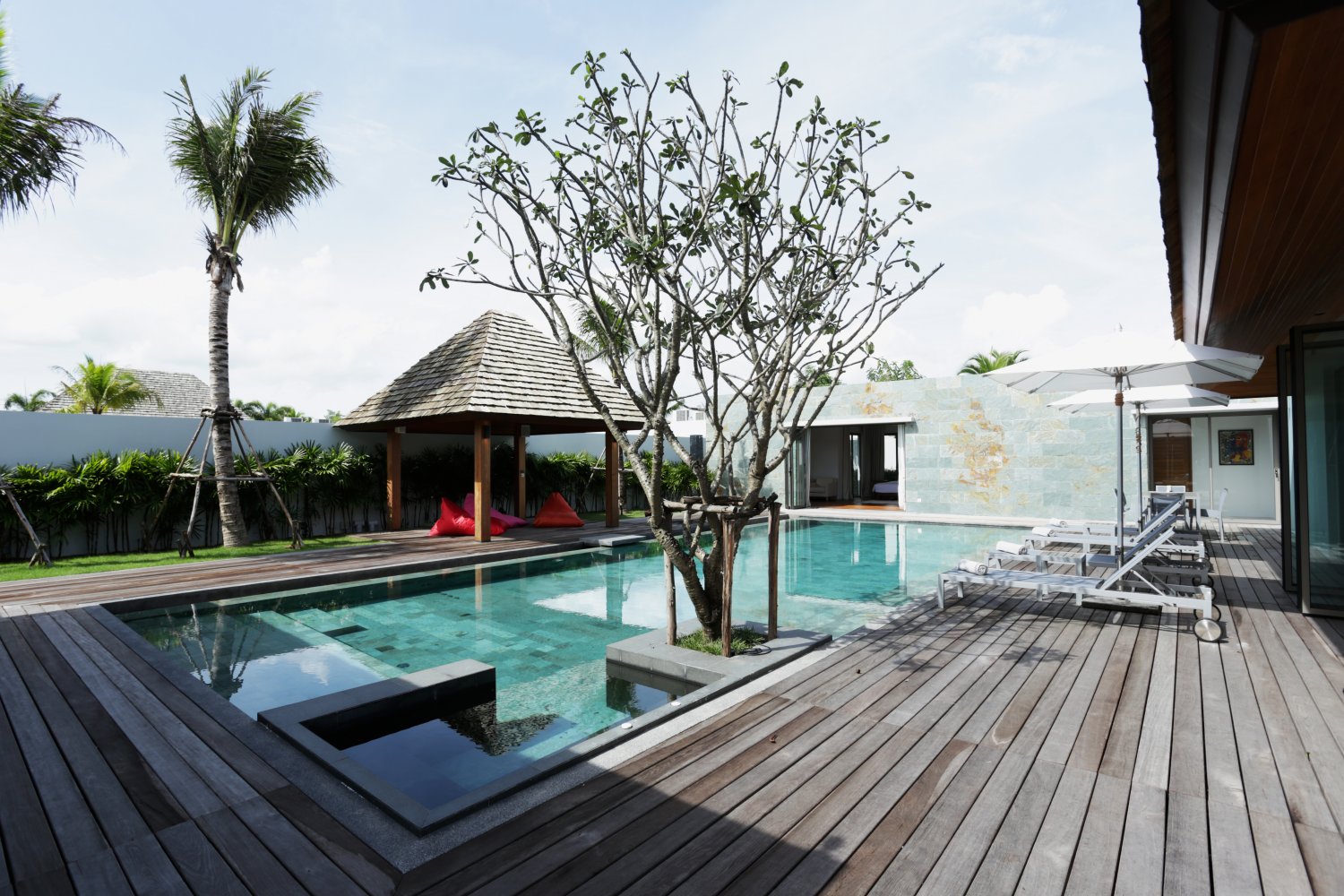 Property image - full photo 1