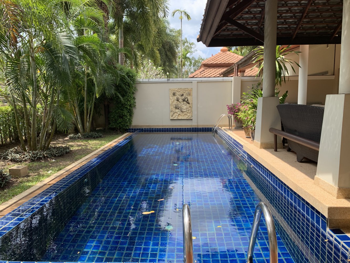 Property image - full photo 2
