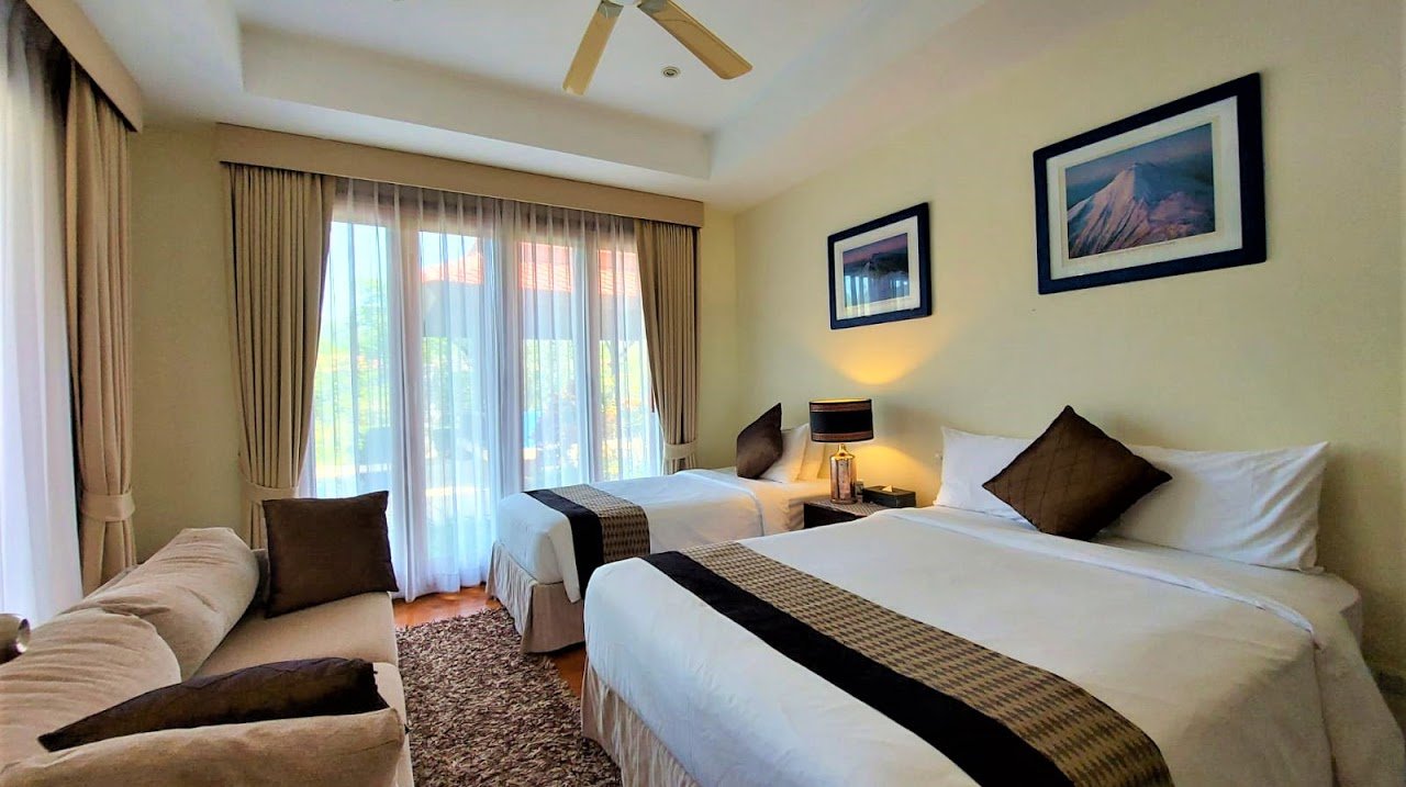 Property image - full photo 9