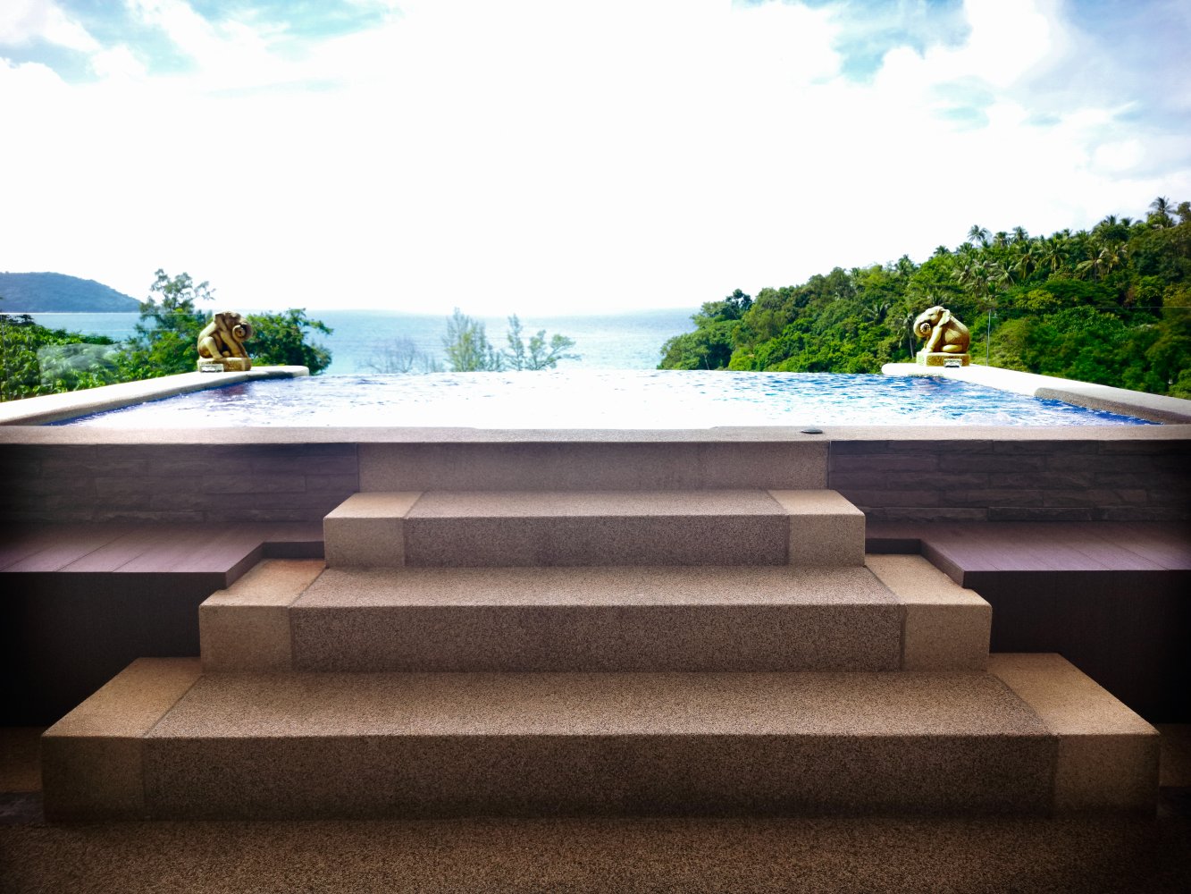 Property image - full photo 1