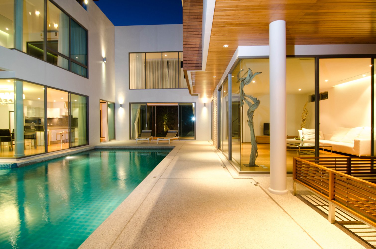 Property image - full photo 8