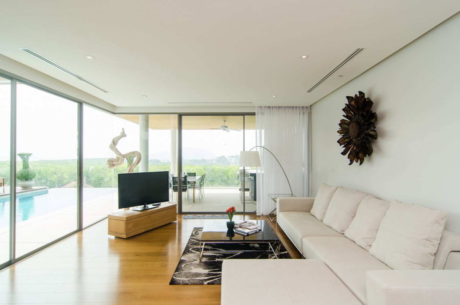 Property image - full photo 23