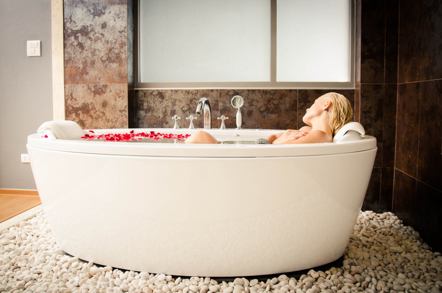 Property image - full photo 37