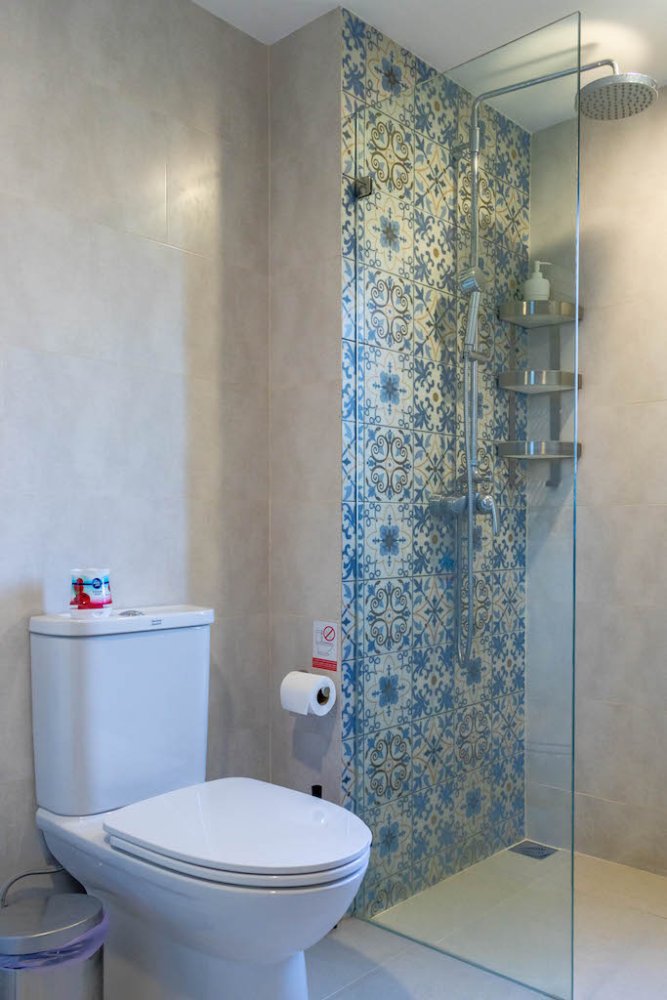Property image - full photo 14