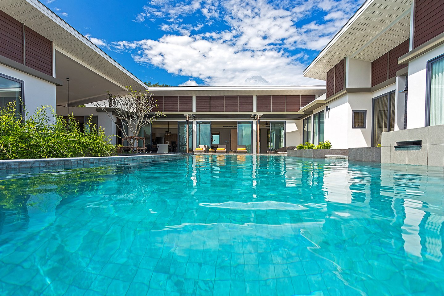 Property image - full photo 6