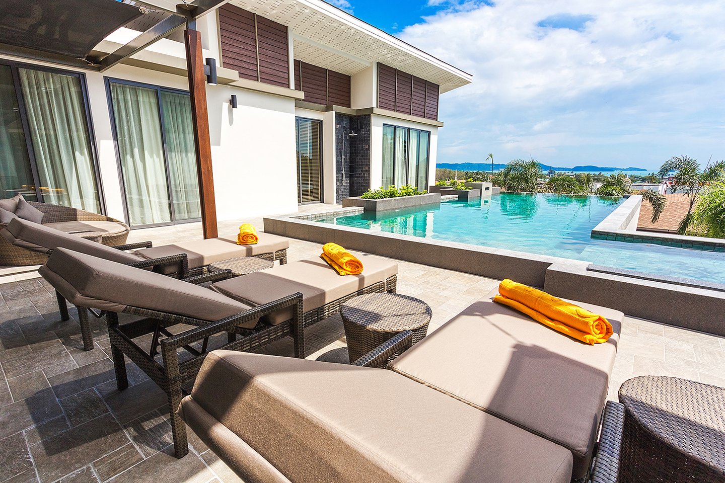 Property image - full photo 10