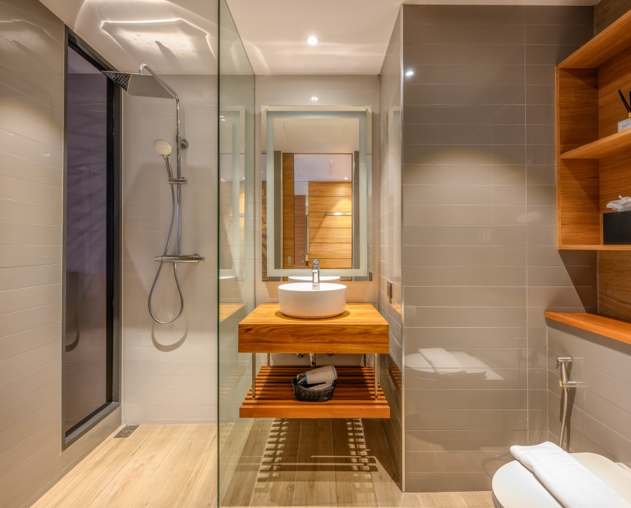 Property image - full photo 5