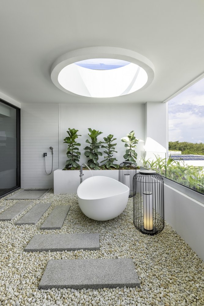 Property image - full photo 13