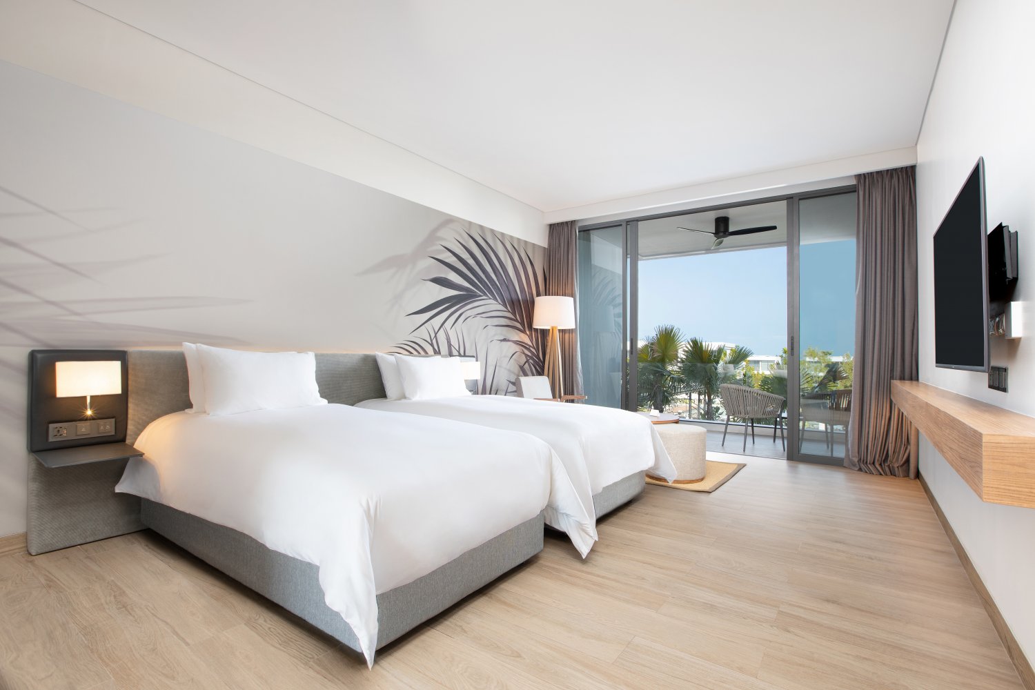 Property image - full photo 8
