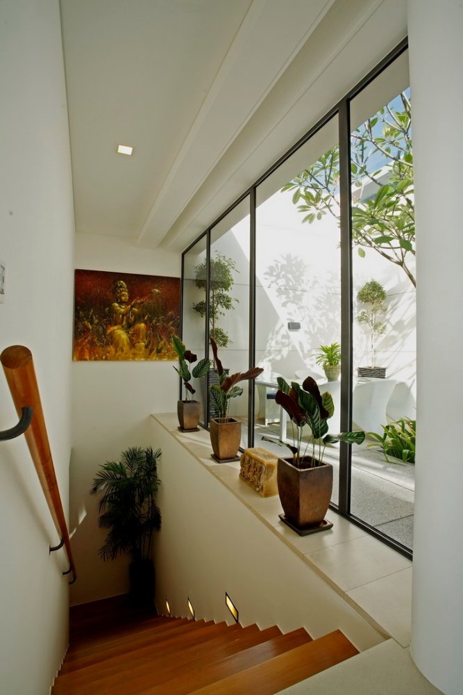 Property image - full photo 28