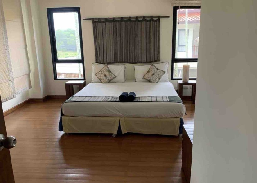 Property image - full photo 11