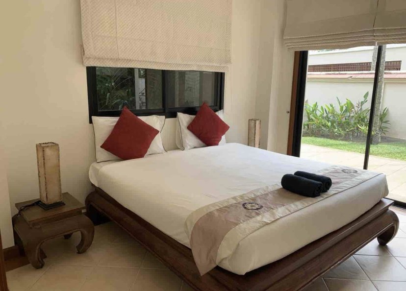 Property image - full photo 10