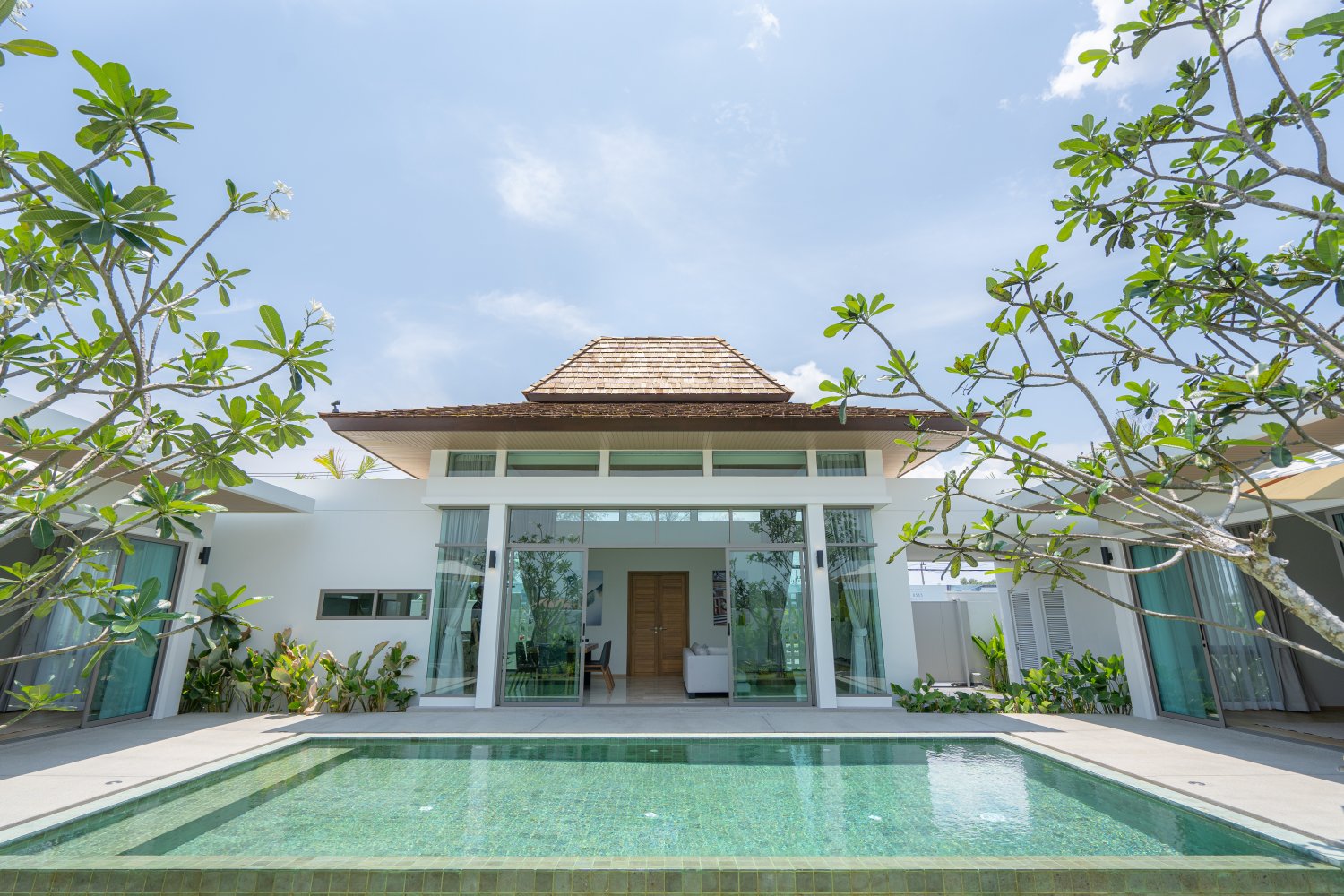Property image - full photo 12