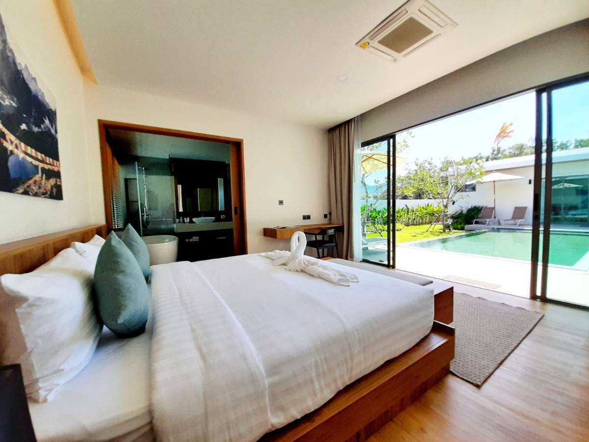 Property image - full photo 20