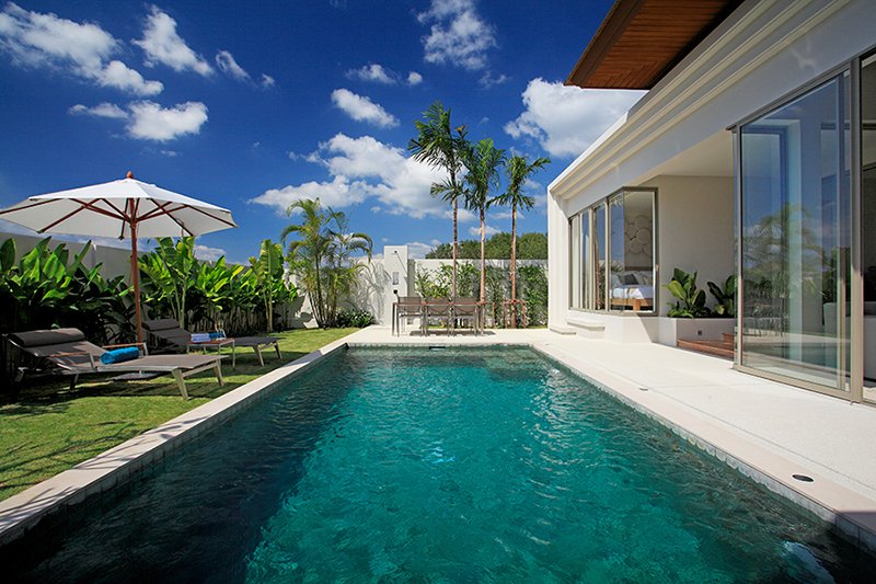 Property image - full photo 2
