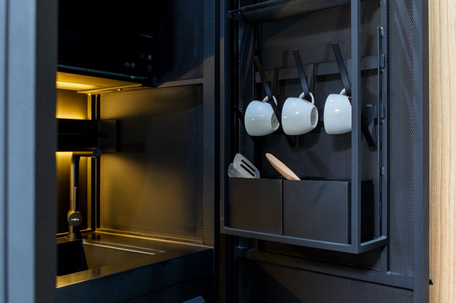 Property image - full photo 9