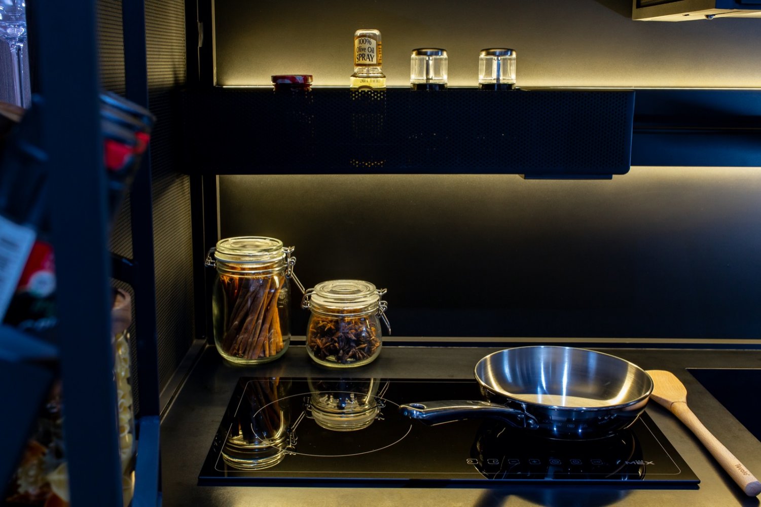 Property image - full photo 11
