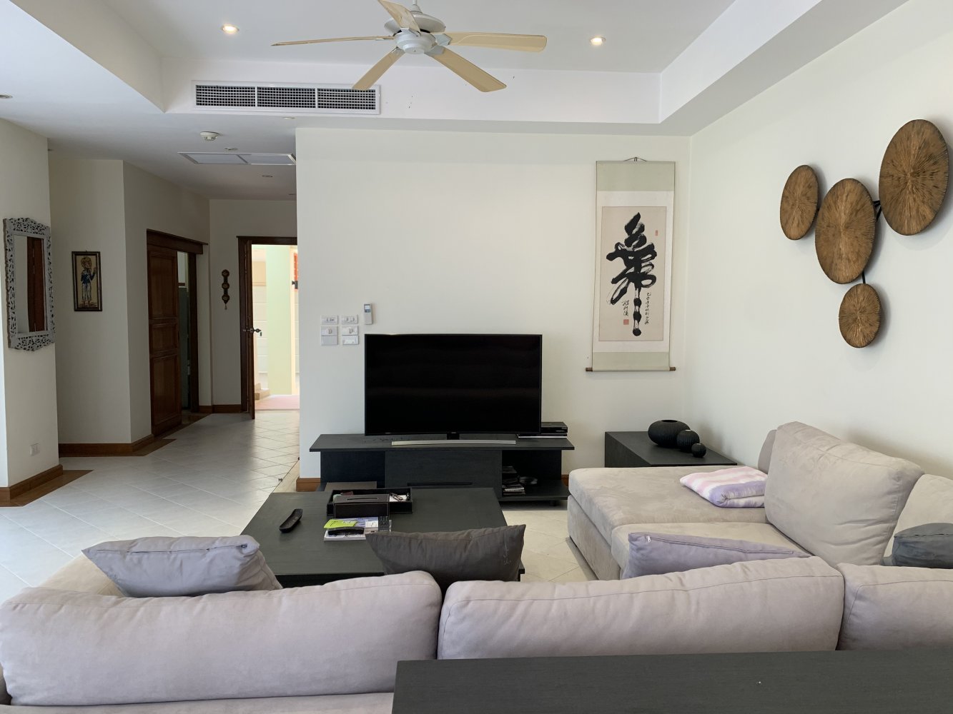 Property image - full photo 5