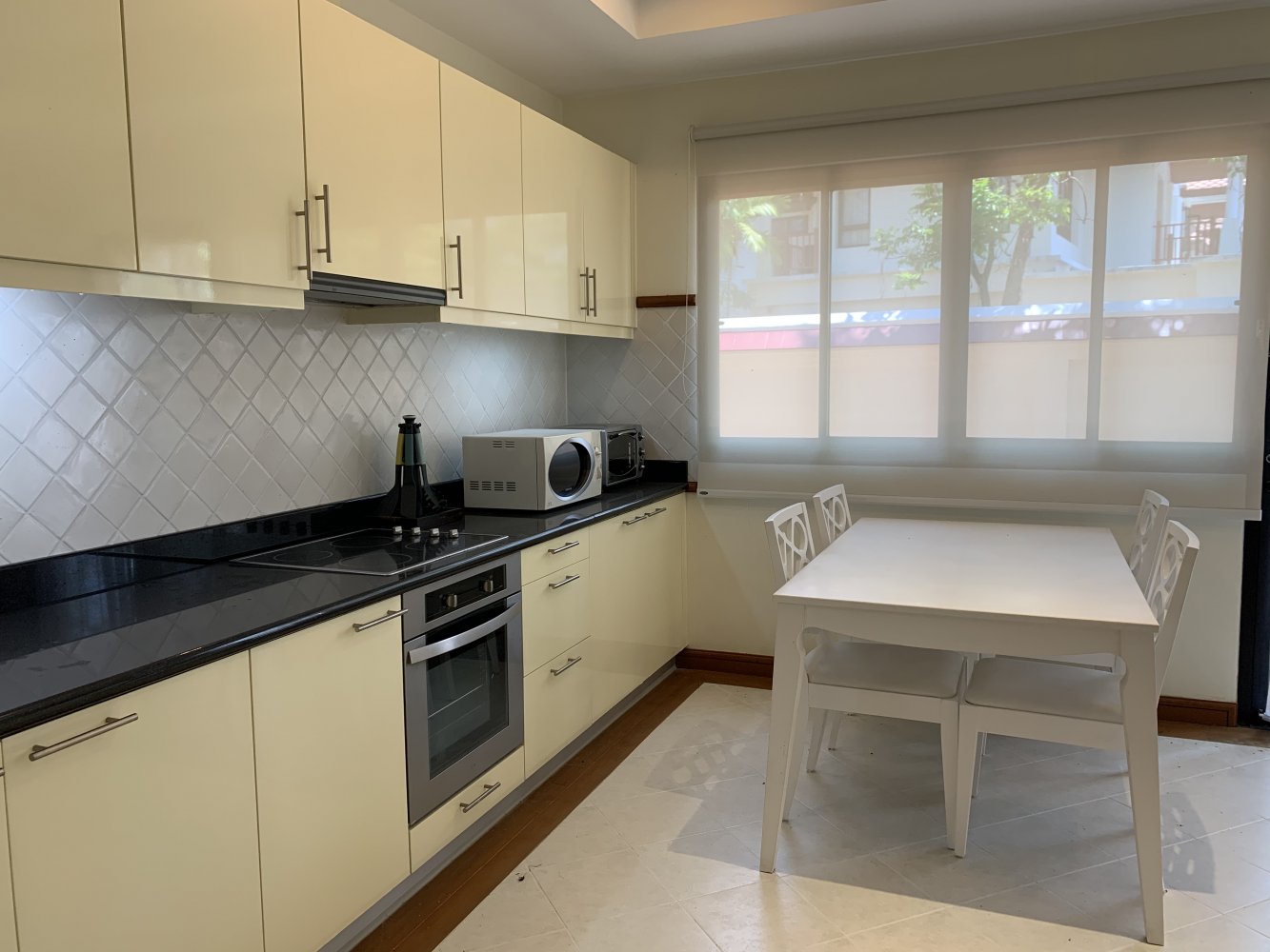 Property image - full photo 14