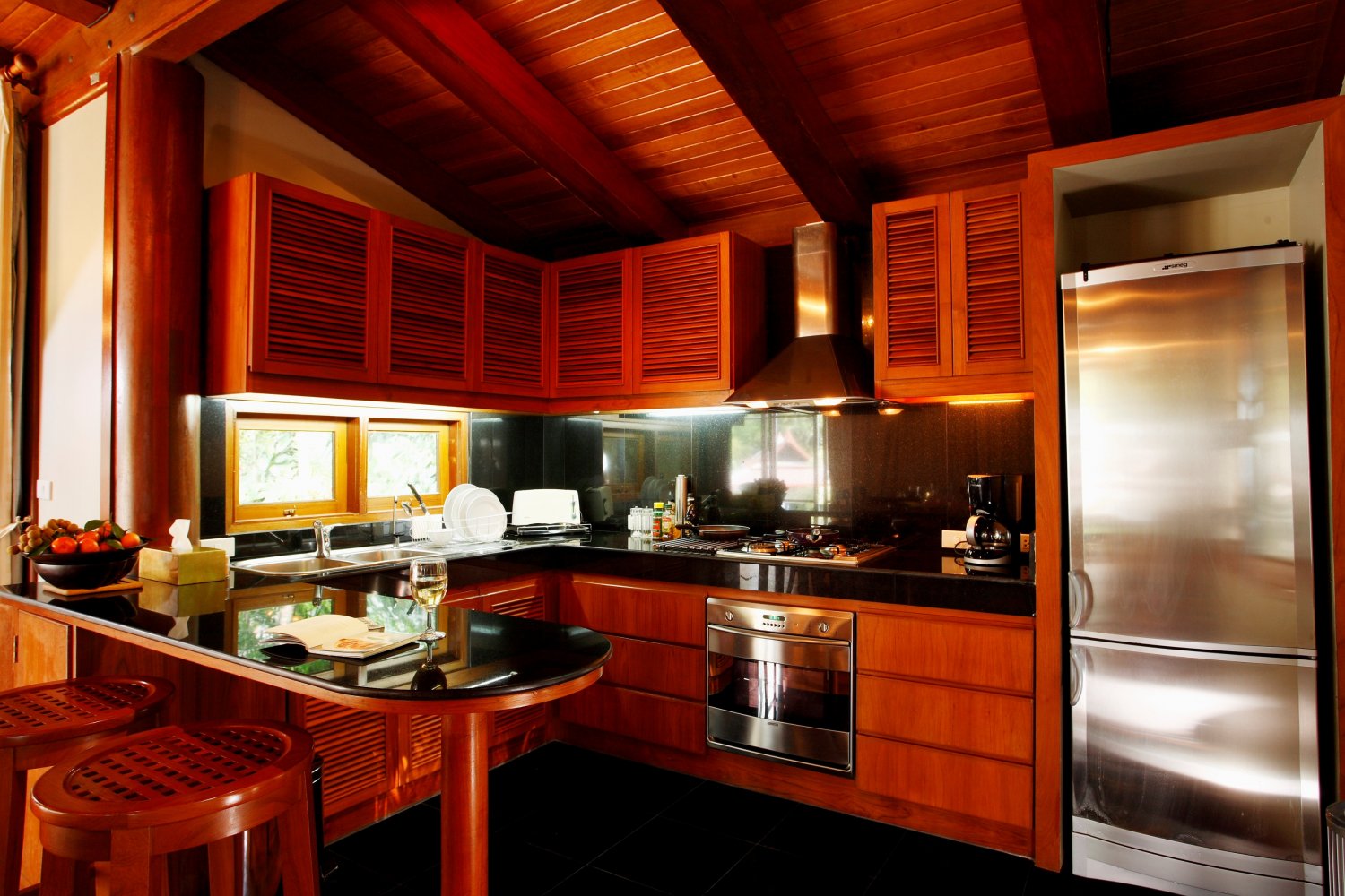 Property image - full photo 10
