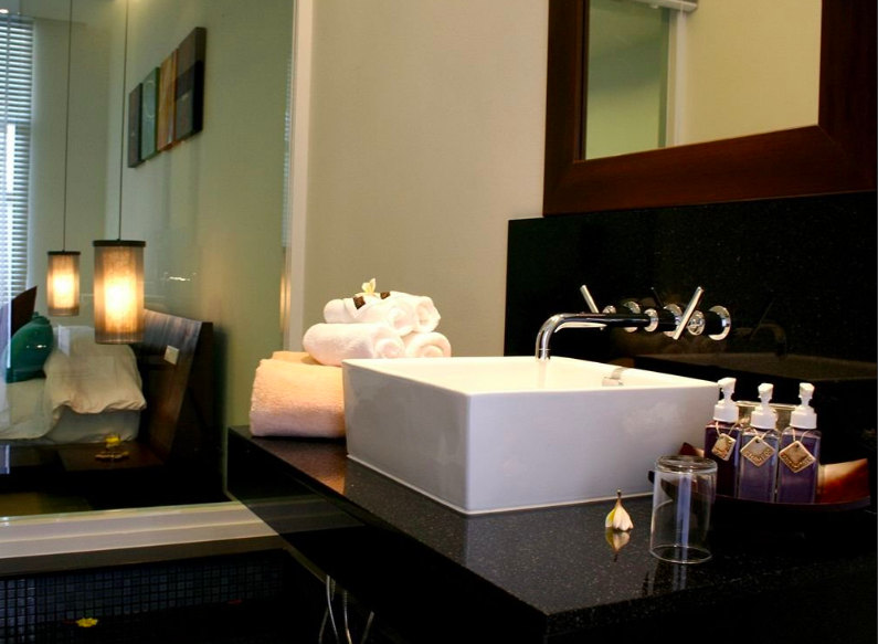 Property image - full photo 6
